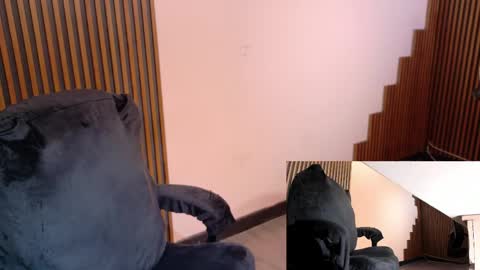 Abby Stones online show from May 28, 1:20 pm