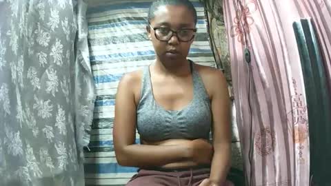 abiesexy online show from December 22, 7:04 am