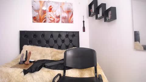 Abigail online show from March 11, 3:56 pm