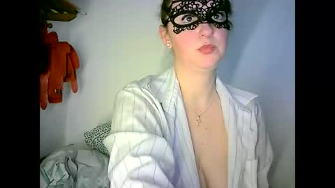 GoldenFish online show from February 21, 9:54 pm