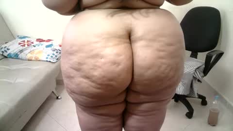 abril__ass online show from October 15, 3:35 pm