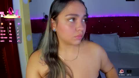 abril_gomez_11 online show from December 22, 9:32 pm