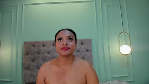 Abril jones online show from January 22, 11:43 pm