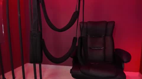 Abril jones online show from February 22, 6:06 am