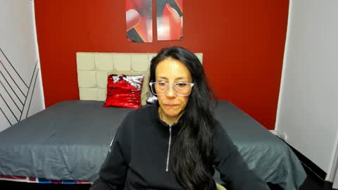 ABRIL online show from February 8, 11:55 pm