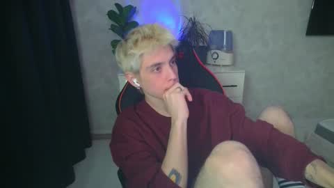 abslut online show from September 29, 3:33 pm