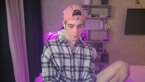 abslut online show from February 24, 8:45 pm