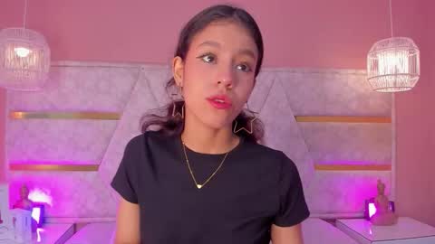 Snapshot of aby_lee_ chatting on October 10, 11:49 am Aby online show from October 10, 11:49 am