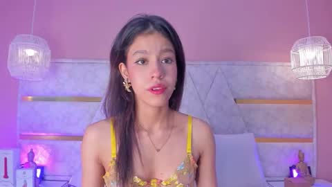 Snapshot of aby_lee_ chatting on October 16, 11:43 am Aby online show from October 16, 11:43 am