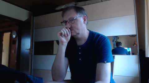 Snapshot of ach471 chatting on February 9, 7:26 am ach471 online show from February 9, 7:26 am