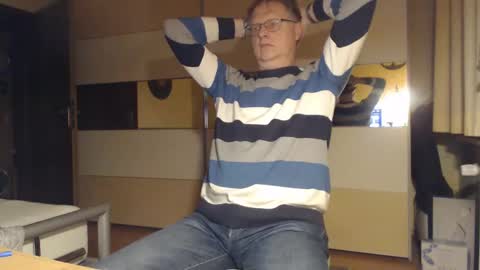 Snapshot of ach471 chatting on February 25, 5:40 pm ach471 online show from February 25, 5:40 pm