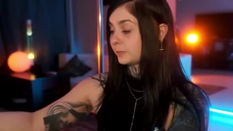 acid_pie online show from August 4, 10:28 pm