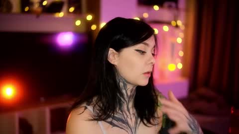 acid_pie online show from February 15, 3:31 am