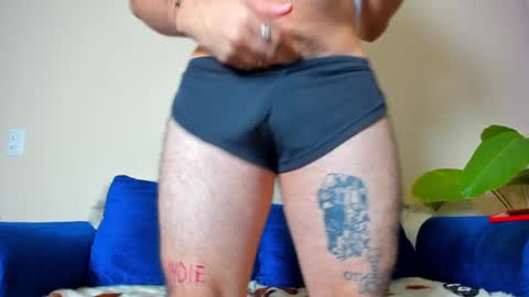 R. online show from February 13, 12:00 pm