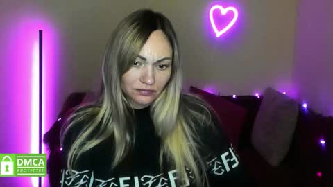 Adalina online show from December 16, 6:36 pm