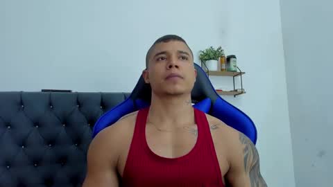 Snapshot of adam_boss chatting on October 14, 10:35 pm adam boss online show from October 14, 10:35 pm