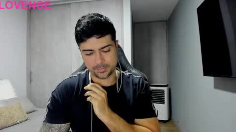 adam clarke online show from October 19, 9:08 pm