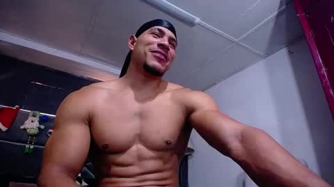 adam_fit19cm online show from December 22, 1:51 pm