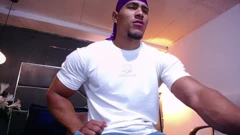 adam_fit19cm online show from February 28, 2:43 pm