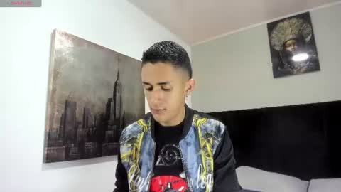 adam_walker_1 online show from June 8, 3:24 pm