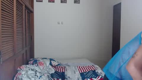 Snapshot of adam_x256 chatting on February 1, 12:40 am instagram  adam x256 online show from February 1, 12:40 am