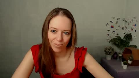 adamais_ online show from April 18, 9:22 am