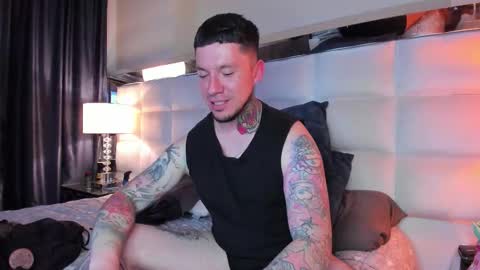 Snapshot of adamtatts chatting on October 9, 5:24 am Adam online show from October 9, 5:24 am