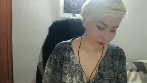 Snapshot of adan_romanoff chatting on October 21, 7:13 am adan_romanoff online show from October 21, 7:13 am