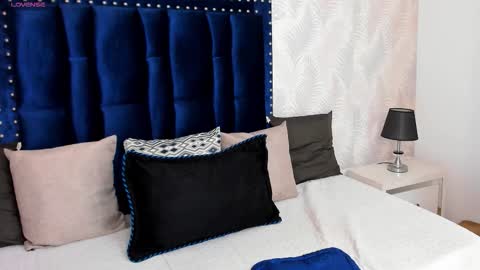 Snapshot of addictivexts chatting on September 26, 2:58 pm NIcolle online show from September 26, 2:58 pm