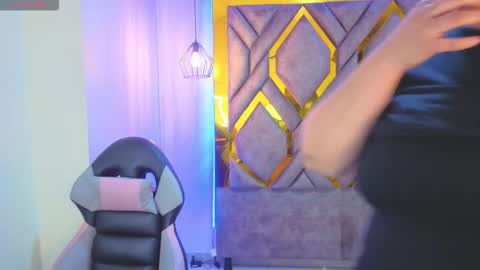 addy__02 online show from January 17, 2:21 am