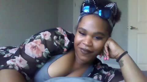 adeechill online show from October 31, 5:46 pm