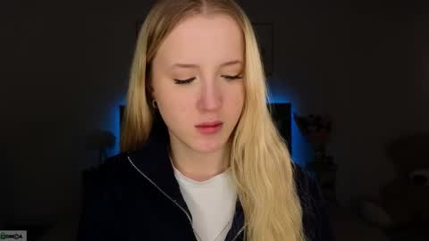 Adele online show from February 22, 10:01 pm