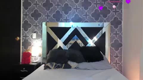 adele cruzz online show from July 24, 2:09 am