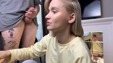 Adele Nick online show from October 25, 8:46 am