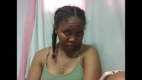 adelealy online show from November 3, 4:35 am