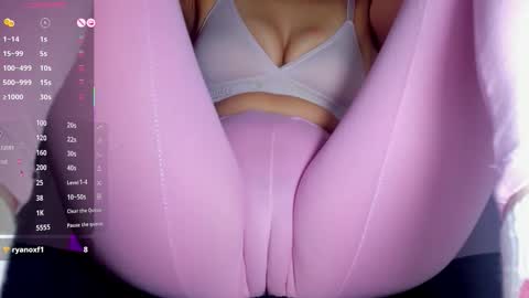 adelinaconte1 online show from December 20, 12:01 pm