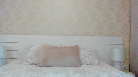 adellegirl online show from May 12, 4:38 pm