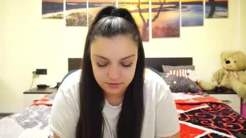 Adellineee online show from January 11, 12:49 am