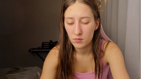 Adell online show from December 10, 10:37 pm