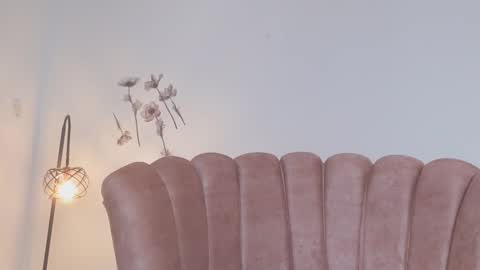 Snapshot of adelyn_x chatting on February 18, 12:39 pm  instragram adelyn 111 online show from February 18, 12:39 pm