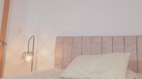 Snapshot of adelyn_x chatting on February 7, 11:12 am  instragram adelyn 111 online show from February 7, 11:12 am