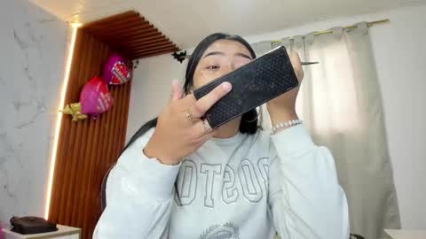 ADHARA  MESSY online show from February 24, 1:58 pm