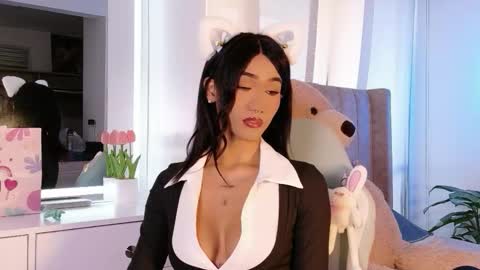 Isabellafirst online show from December 22, 7:53 pm