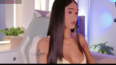 Isabellafirst online show from May 21, 4:02 pm