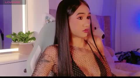 Isabellafirst online show from May 9, 11:11 pm