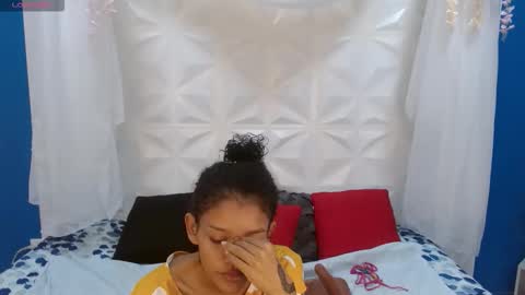 adisson_petite1 online show from December 1, 5:44 pm
