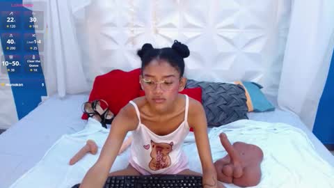 adisson_petite1 online show from February 2, 7:21 pm