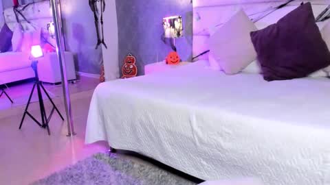 Adonis  online show from October 30, 9:04 pm