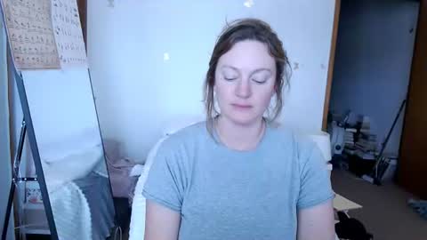 adorable22 online show from October 29, 3:25 pm