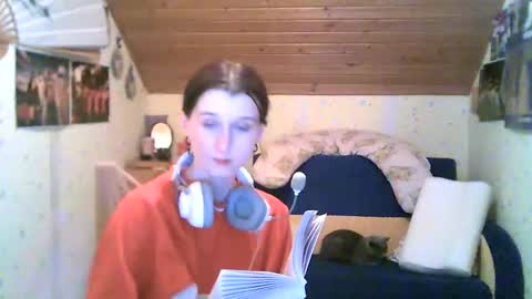 Snapshot of adorable_sparkle chatting on February 19, 7:26 pm adorable_sparkle online show from February 19, 7:26 pm